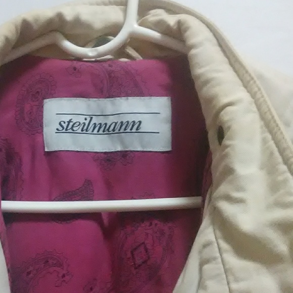 Jacket - Picture 3 of 3